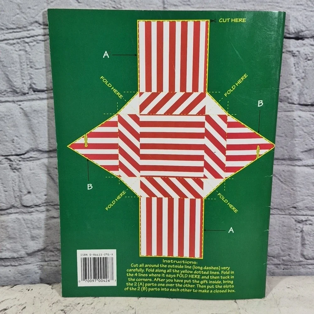 Vintage The Bears Merry Christmas Coloring Book Brand New